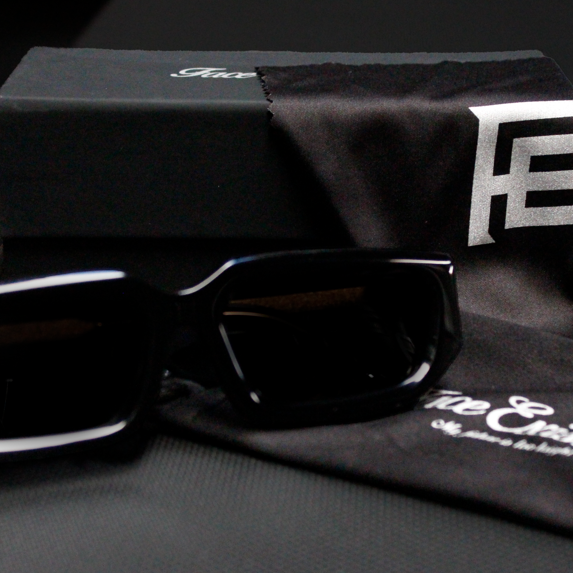 Gafas de sol Face Existence con packagin completo